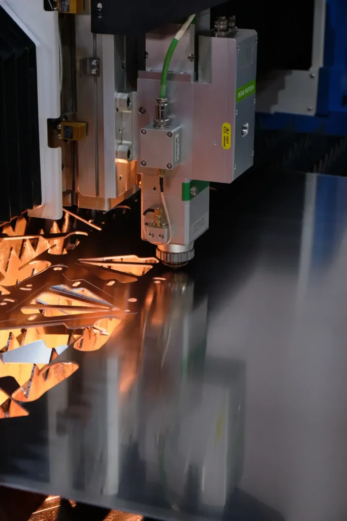 cnc lasersko secenje aluminum 3mm